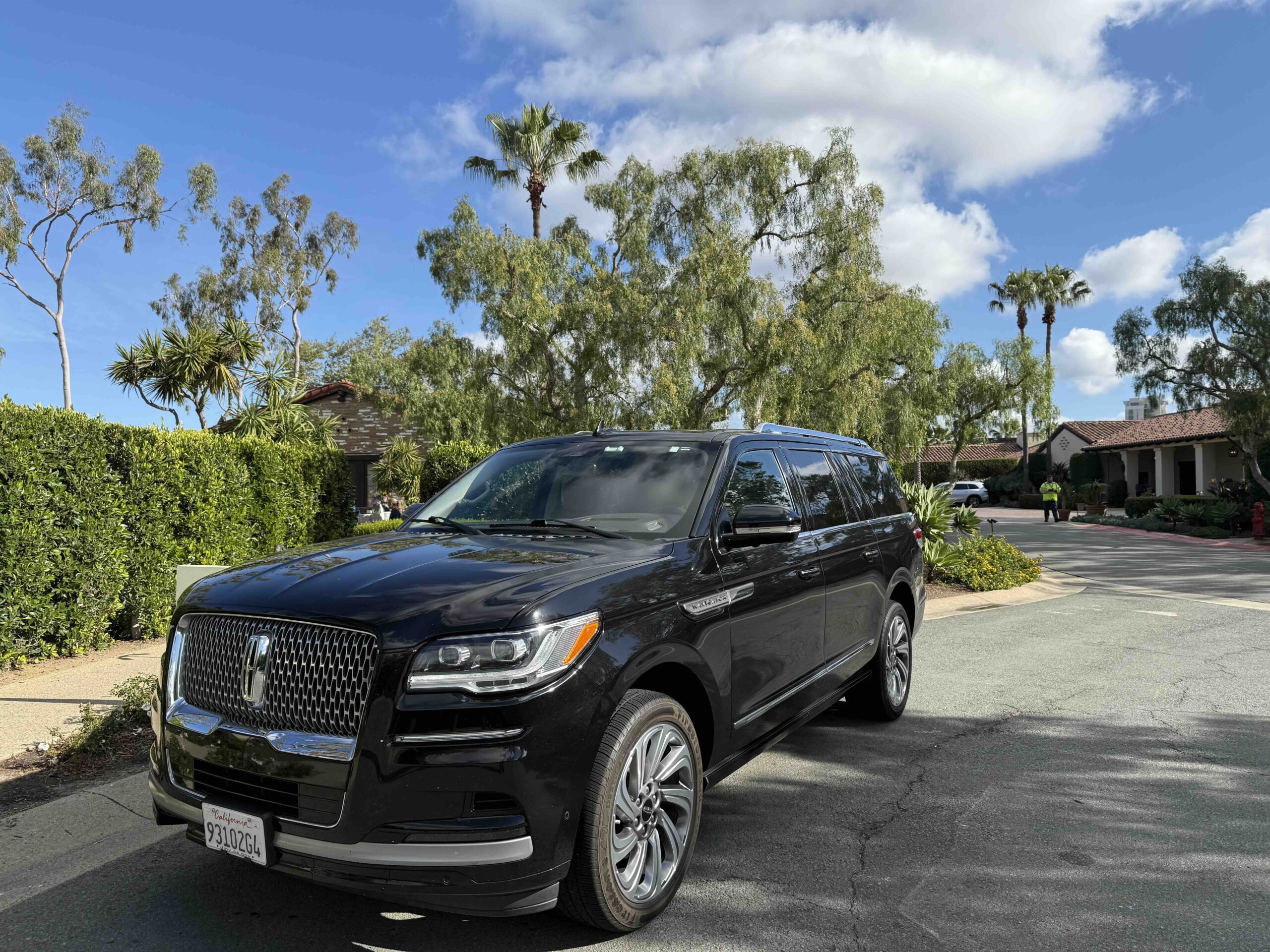 Best Car Service from LAX to Anaheim (2026 Guide)